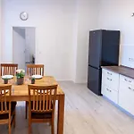 Modern, Komfortabel, Vollausgestattet - Apartments By Mevoga